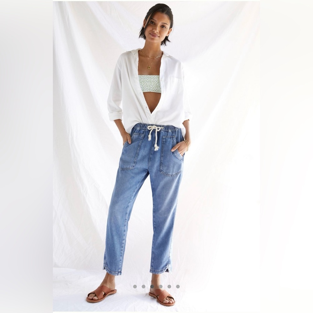 Pilcro Ultra High-Rise Relaxed Pull-On Jeans